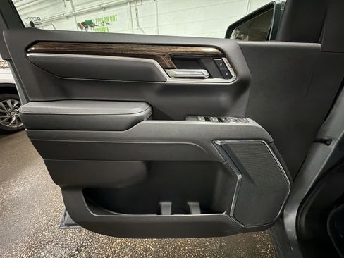 New 2026 GMC Sierra 1500 SLE image 21