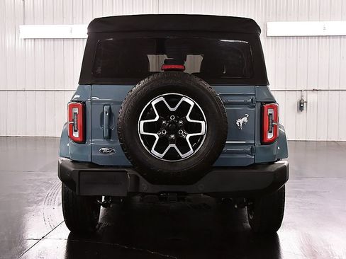 Used 2022 Ford Bronco Outer Banks AWD/4WD image 6