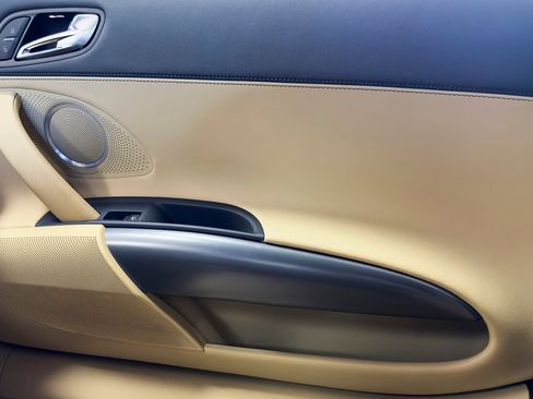 Used 2010 Audi R8 V10 image 58