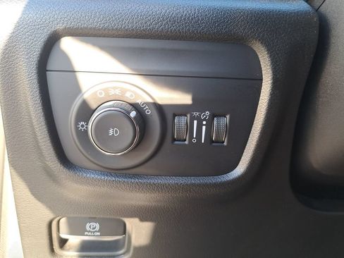 Certified 2023 Jeep Grand Cherokee L Overland w/ Advanced Protech Group III AWD/4WD image 27