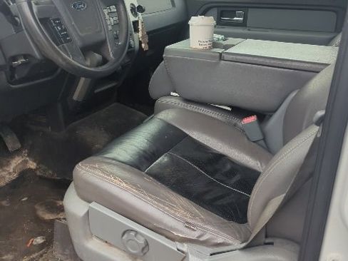 Used 2014 Ford F150 XLT image 9