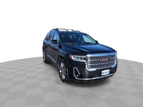 Used 2023 GMC Acadia Denali w/ Denali Ultimate Package image 2
