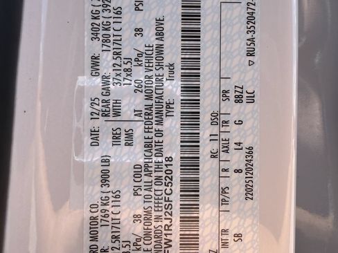 Certified 2025 Ford F150 Raptor w/ Equipment Group 803A Raptor R AWD/4WD image 31