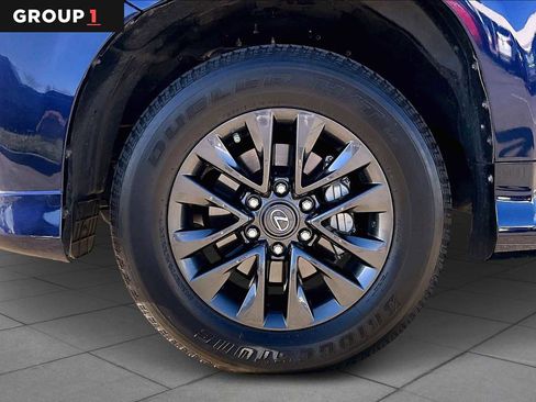 Used 2023 Lexus GX 460 Premium image 9