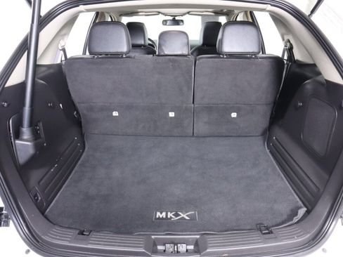 Used 2013 Lincoln MKX AWD image 32