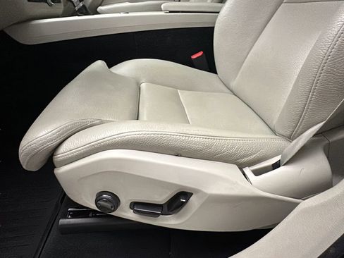 Used 2018 Volvo XC60 T6 Inscription w/ Convenience Package AWD/4WD image 11