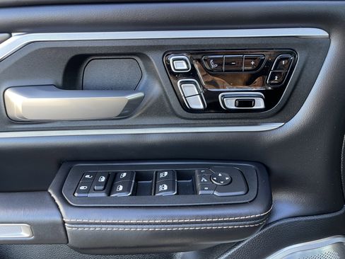 New 2026 RAM 1500 Tungsten w/ Trailer Tow Group AWD/4WD image 15