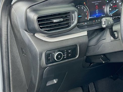 Used 2023 Ford Explorer XLT w/ Equipment Group 202A AWD/4WD image 10