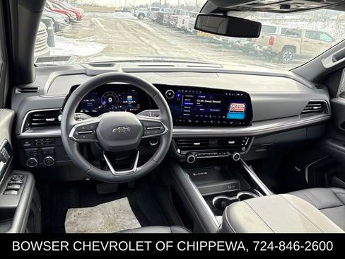 Certified 2025 Chevrolet Suburban RST w/ Comfort Package image 11