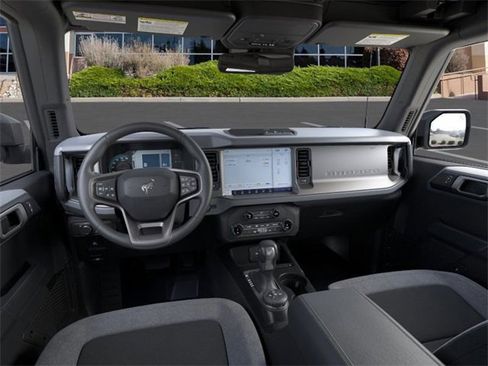 New 2025 Ford Bronco Big Bend image 9