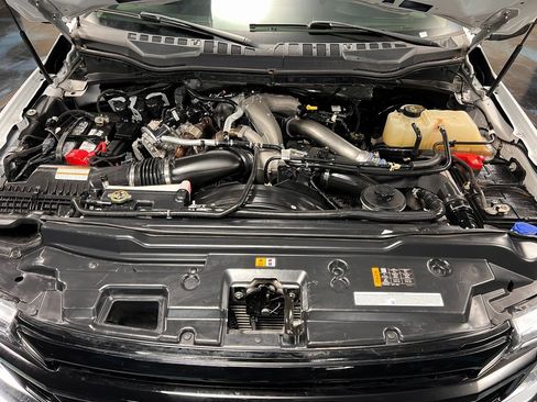 Used 2022 Ford F350 XLT w/ XLT Premium Package image 19
