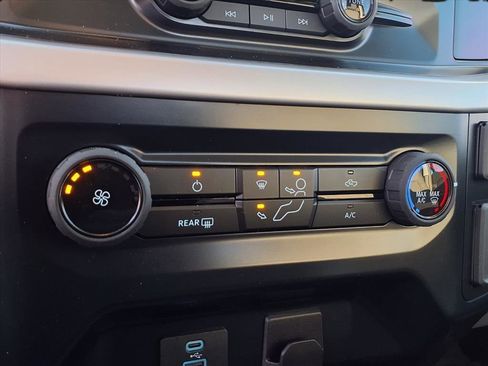 Used 2023 Ford F150 XL w/ Trailer Tow Package image 9