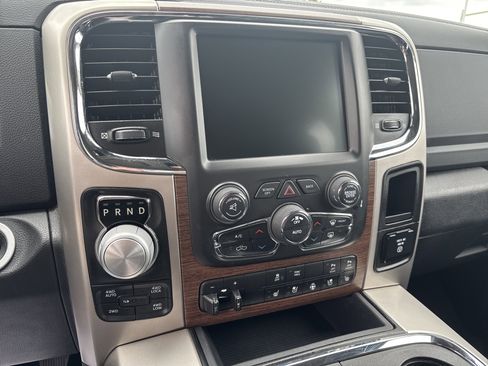 Used 2017 RAM 1500 Laramie w/ Convenience Group AWD/4WD image 29