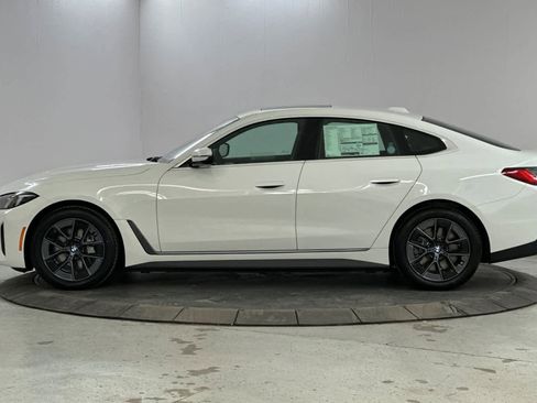 Used 2025 BMW i4 eDrive40 w/ Premium Package image 5