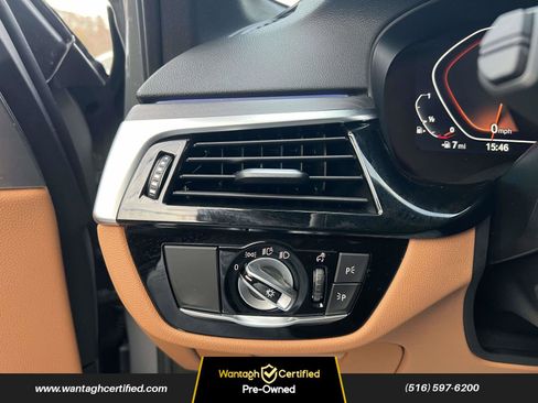 Used 2022 BMW 540i xDrive w/ Executive Package image 21