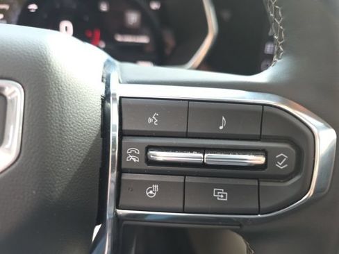 Used 2026 GMC Canyon Denali AWD/4WD image 23