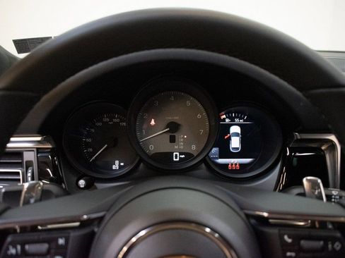 New 2026 Porsche Macan S image 27