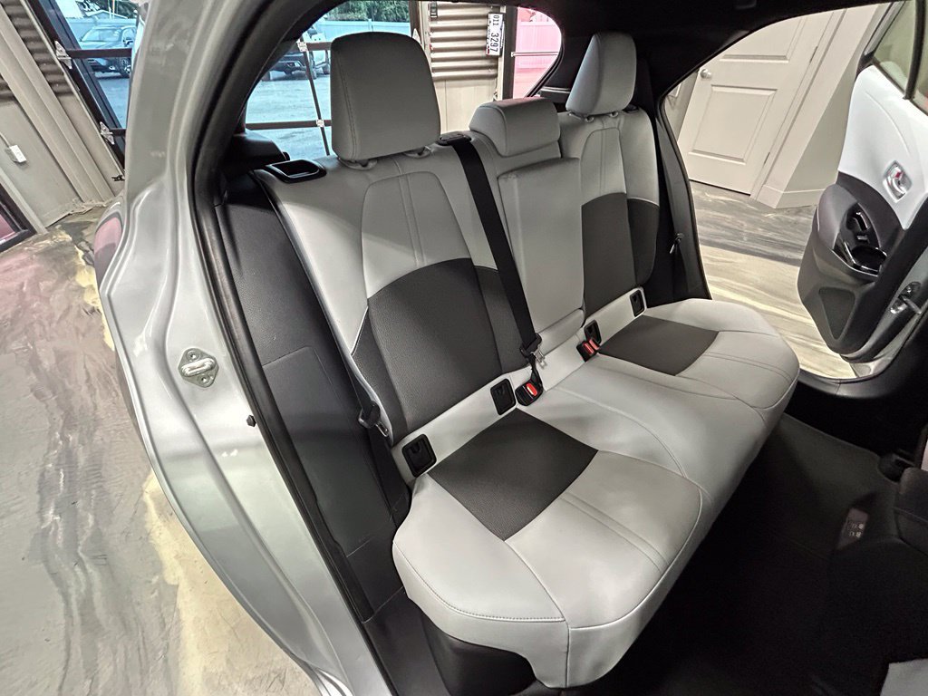 Used 2024 Toyota Corolla XSE FWD image 5