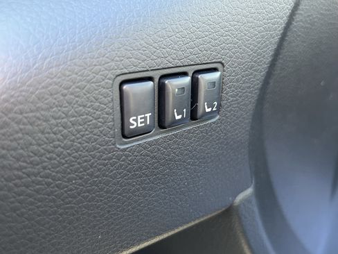 Used 2021 Nissan Rogue Sport SL w/ Premium Package image 18