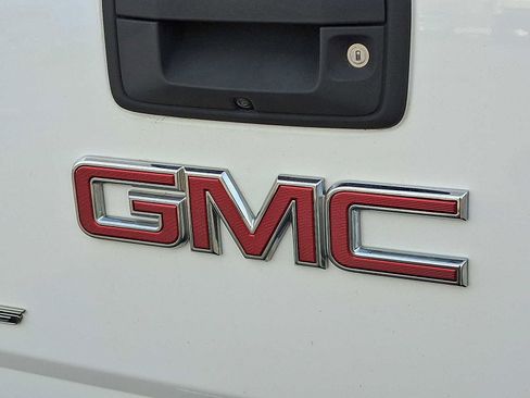 Used 2018 GMC Canyon SLT w/ Driver Alert Package image 28