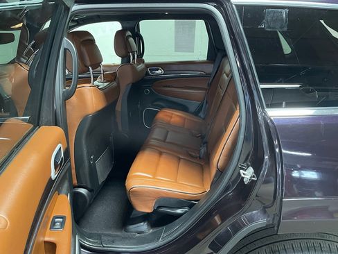 Used 2020 Jeep Grand Cherokee Summit image 11