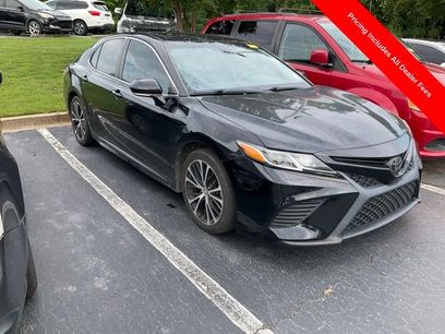 Used 2020 Toyota Camry SE w/ Convenience Package