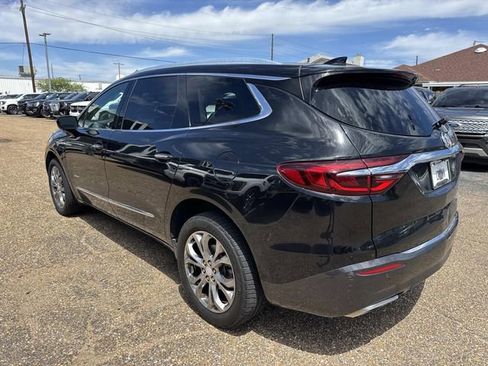 Used 2019 Buick Enclave Avenir w/ Avenir Technology Package FWD image 6