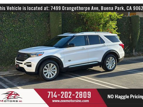 Used 2021 Ford Explorer King Ranch w/ Premium Technology Package image 13