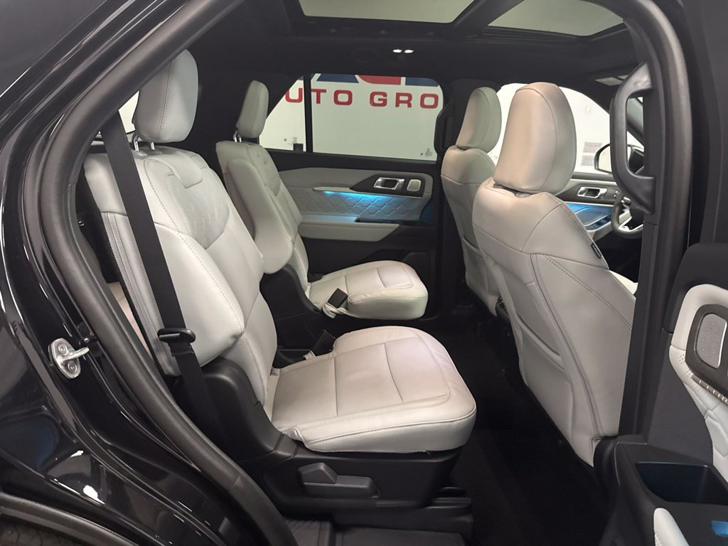 New 2027 Ford Explorer Platinum w/ 3.0L Ultimate Package AWD/4WD image 35