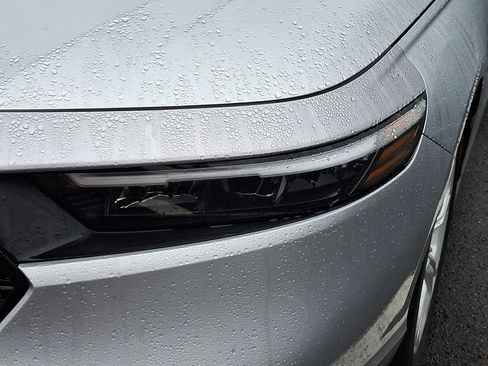 Used 2024 Honda Accord LX image 9