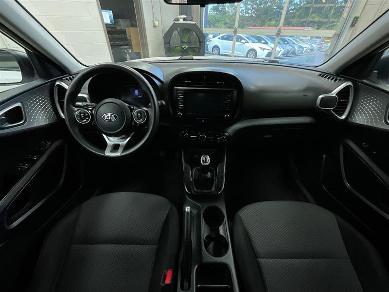 Used 2020 Kia Soul LX FWD image 23
