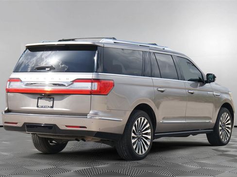 Used 2019 Lincoln Navigator L Reserve AWD/4WD image 5