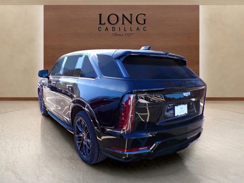 New 2025 Cadillac Escalade IQ Sport 1 w/ LPO, ONYX Package image 6