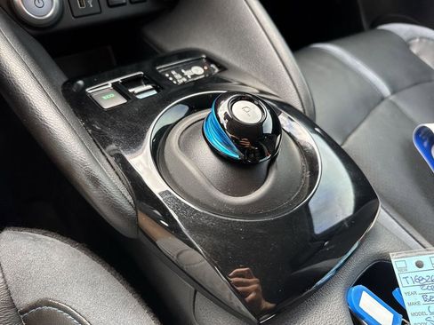 Used 2020 Nissan Leaf SL Plus FWD image 52
