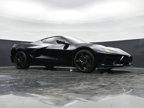 Used 2023 Chevrolet Corvette Stingray Coupe w/ Z51 Performance Package RWD image 38