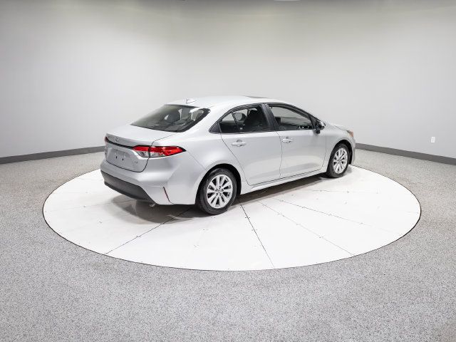 Used 2024 Toyota Corolla LE w/ LE Premium Package FWD image 26