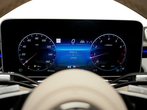 Used 2024 Mercedes-Benz Maybach S 580 4MATIC image 52