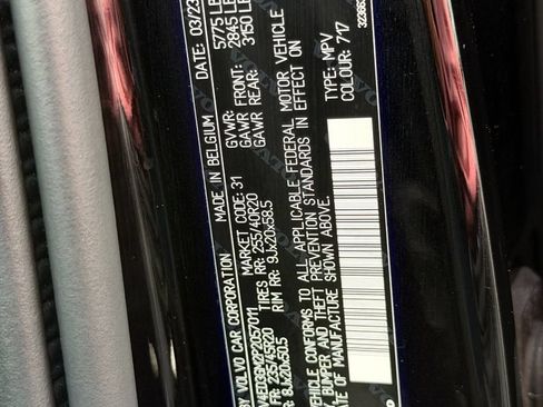 Certified 2023 Volvo C40 P8 Recharge Ultimate AWD/4WD image 11