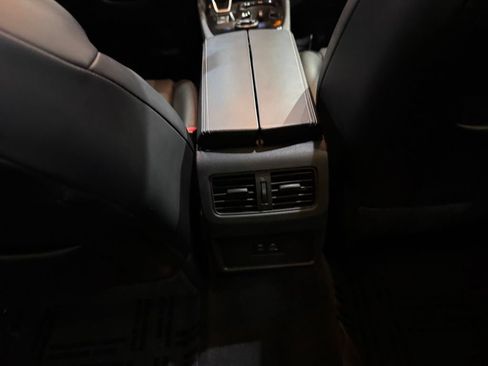 Used 2022 Nissan Rogue SV w/ SV Premium Package AWD/4WD image 30