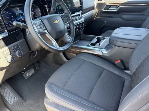 Certified 2025 Chevrolet Silverado 2500 LT w/ Convenience Package AWD/4WD image 19