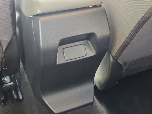 Used 2024 Subaru Crosstrek 2.0i AWD/4WD image 16