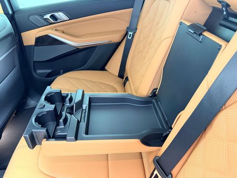 New 2026 BMW X5 xDrive40i AWD/4WD image 16