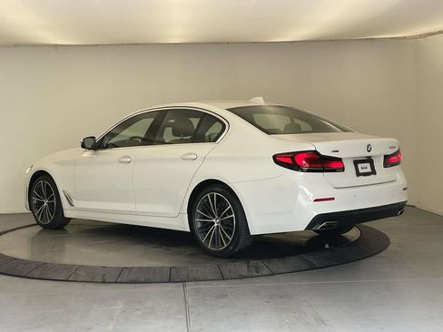 Used 2022 BMW 530i xDrive w/ Premium Package AWD/4WD image 3