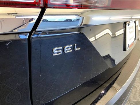 New 2026 Volkswagen Atlas SEL AWD/4WD image 9