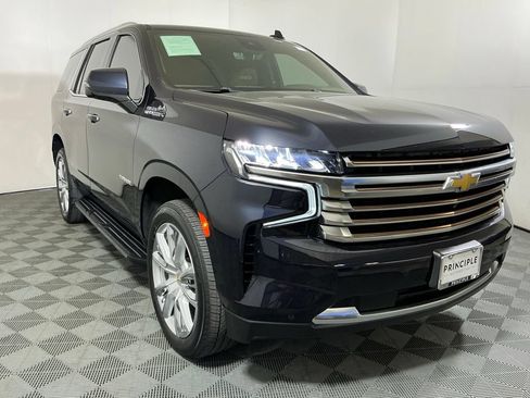 Used 2023 Chevrolet Tahoe High Country RWD image 4