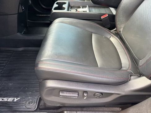 Used 2023 Honda Odyssey Sport image 10