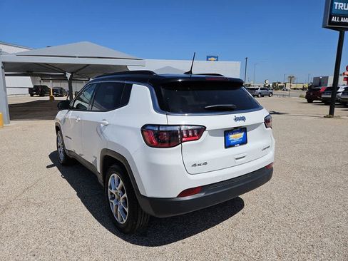 Used 2025 Jeep Compass Limited AWD/4WD image 6