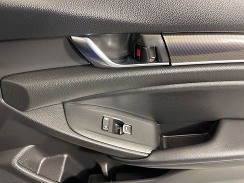 Used 2021 Honda Accord Sport Special Edition image 11