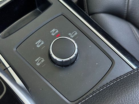 Used 2017 Mercedes-Benz GLE 350 image 32