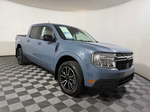 Used 2024 Ford Maverick Lariat FWD image 6